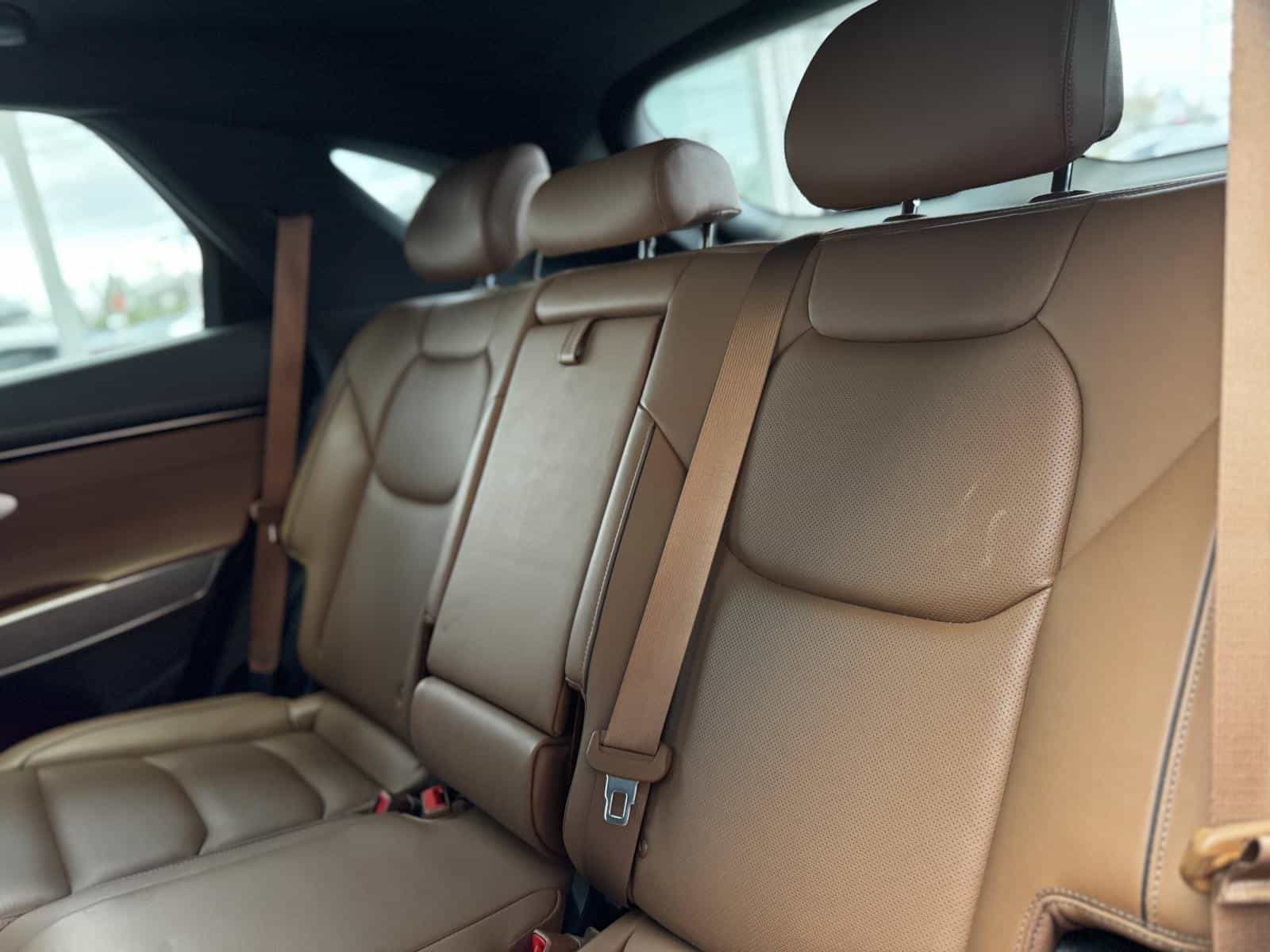 2025 Genesis GV70 Advanced 2.5T - Image 11