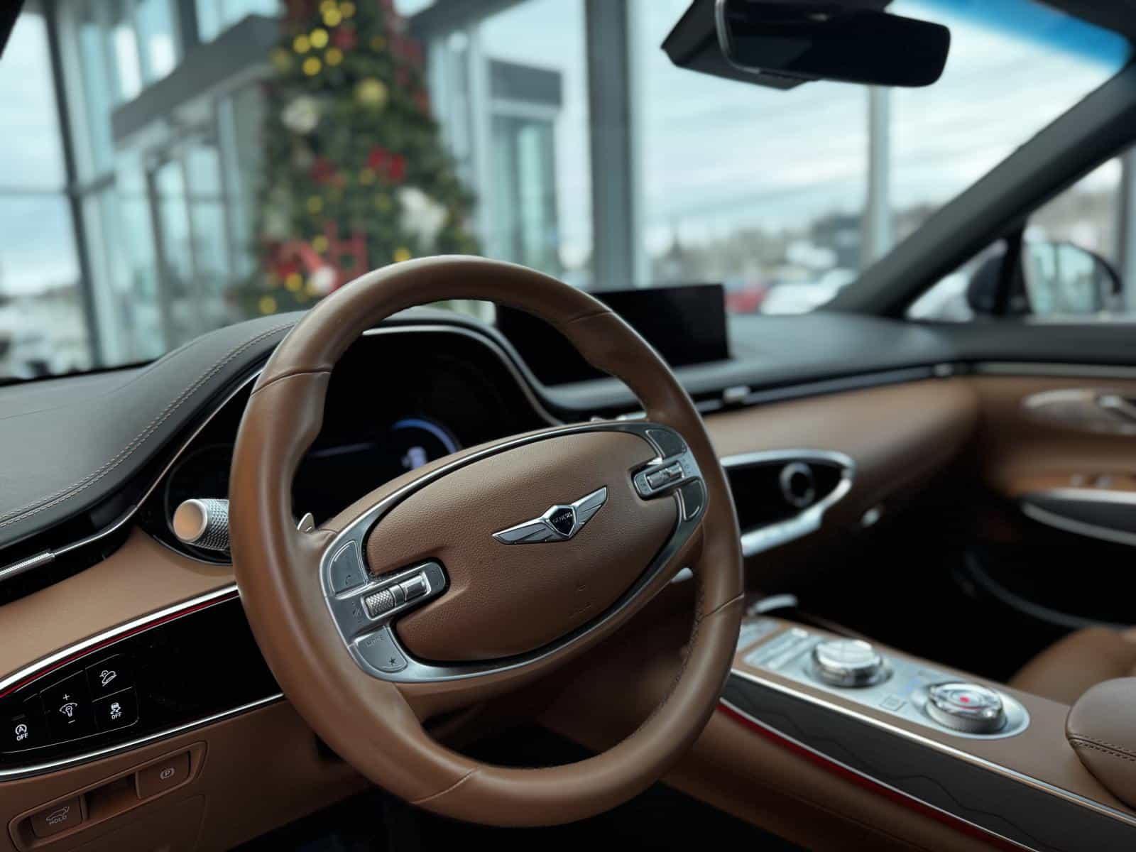 2025 Genesis GV70 Advanced 2.5T - Image 16