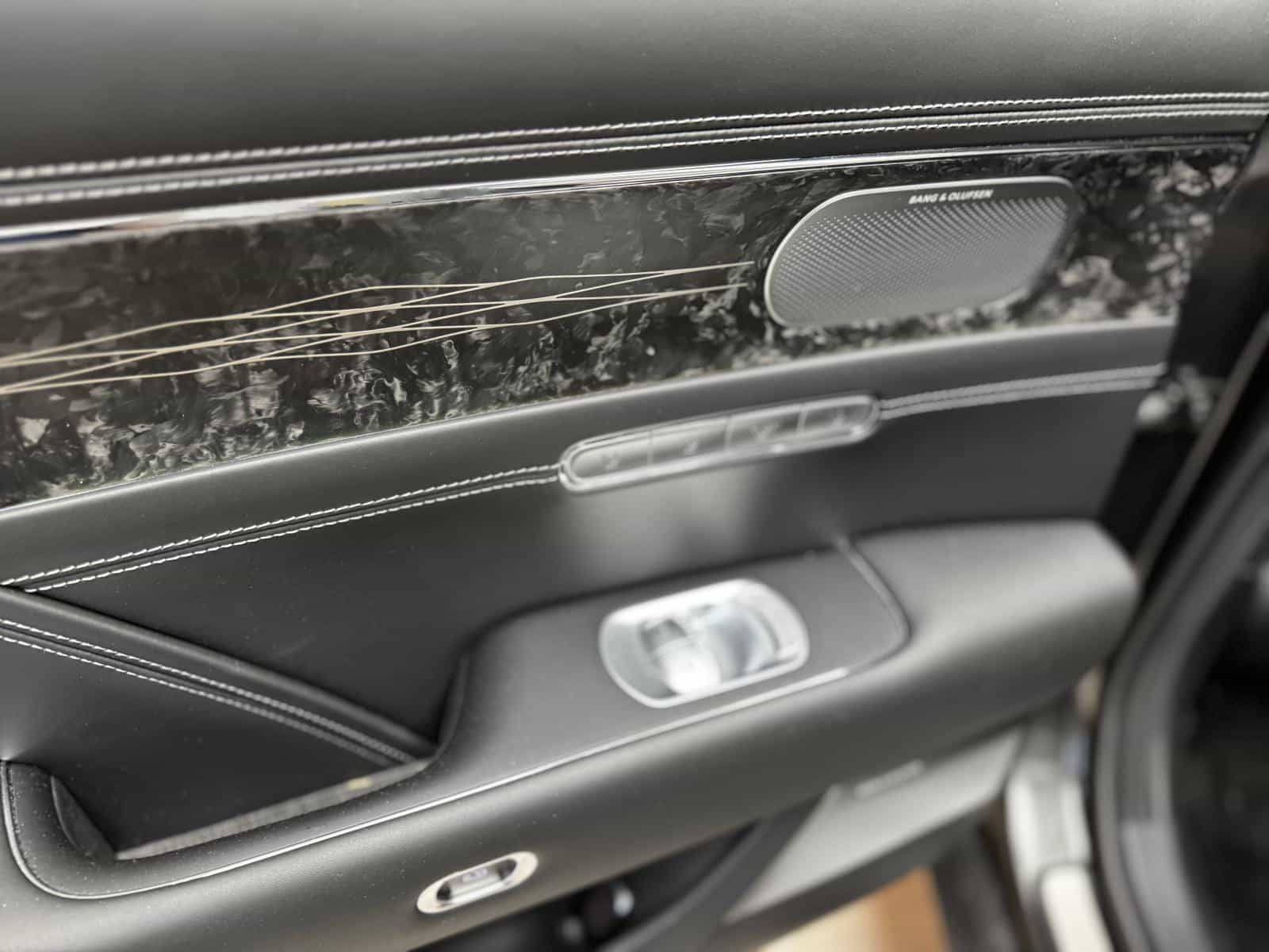 2023 Genesis G90 3.5T e-SC - Image 9