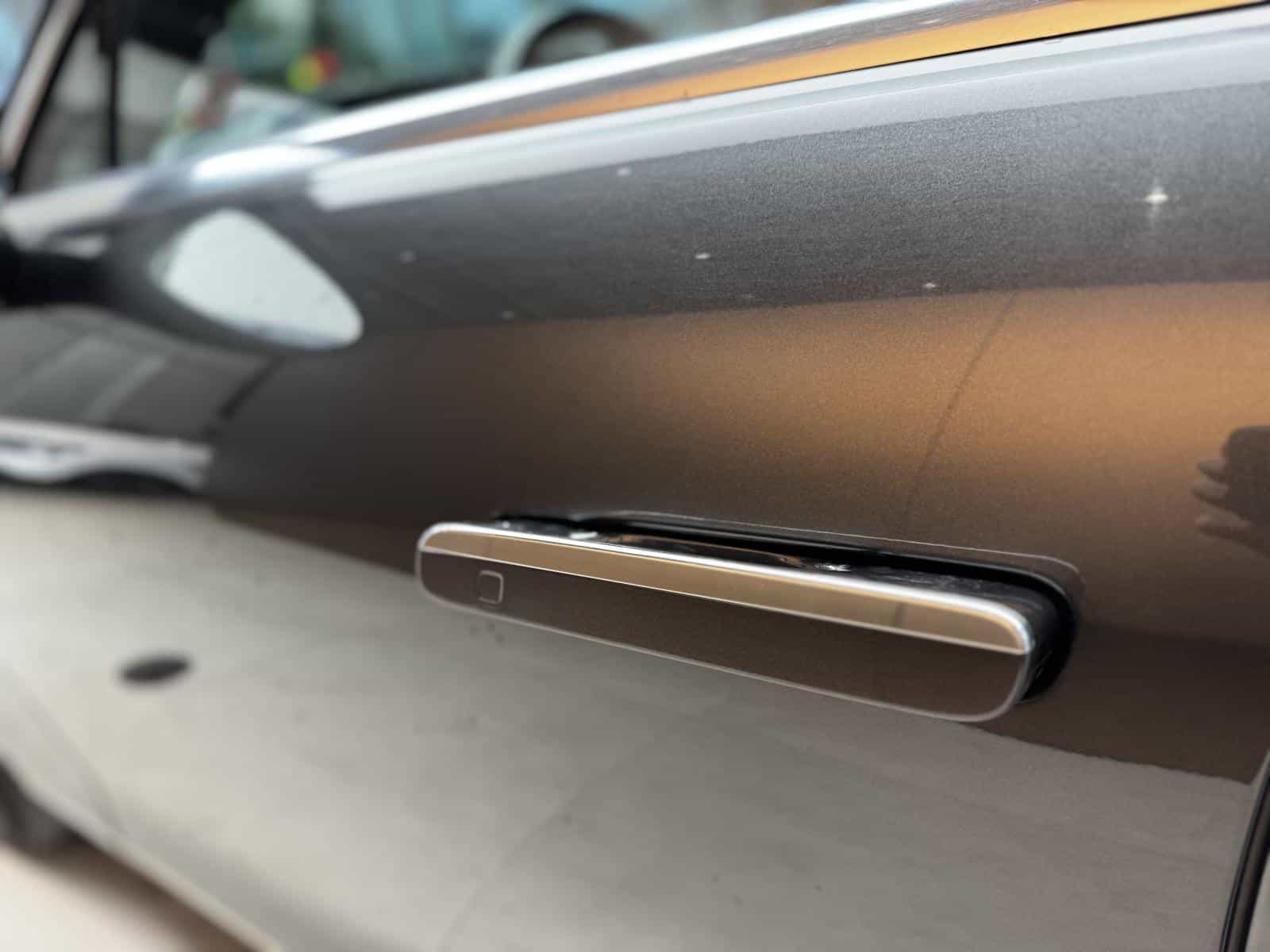 2023 Genesis G90 3.5T e-SC - Image 10