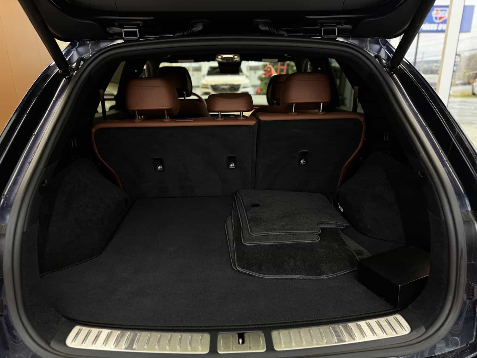 2026 Genesis GV70 Advanced Tech 2.5T - Image 9