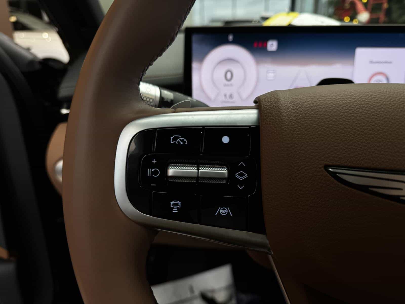 2026 Genesis GV70 Advanced Tech 2.5T - Image 18