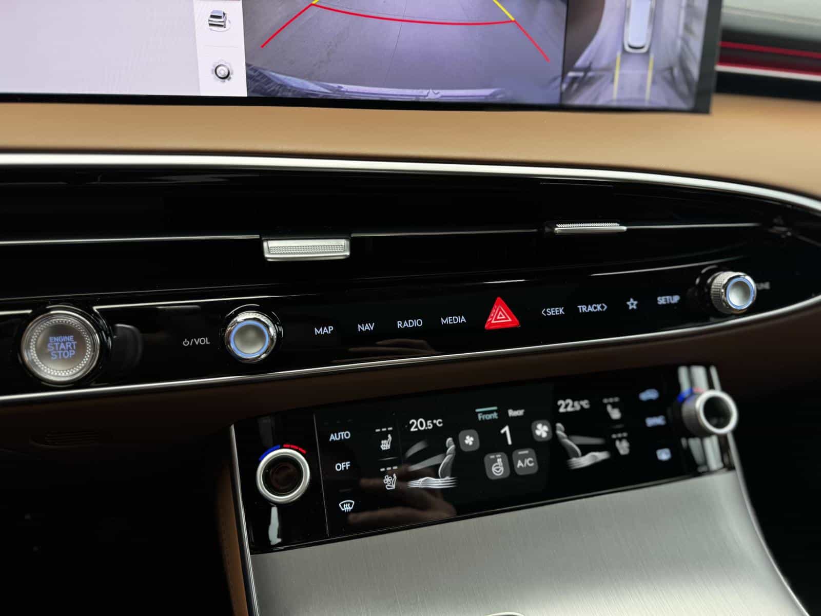 2026 Genesis GV70 Advanced Tech 2.5T - Image 22