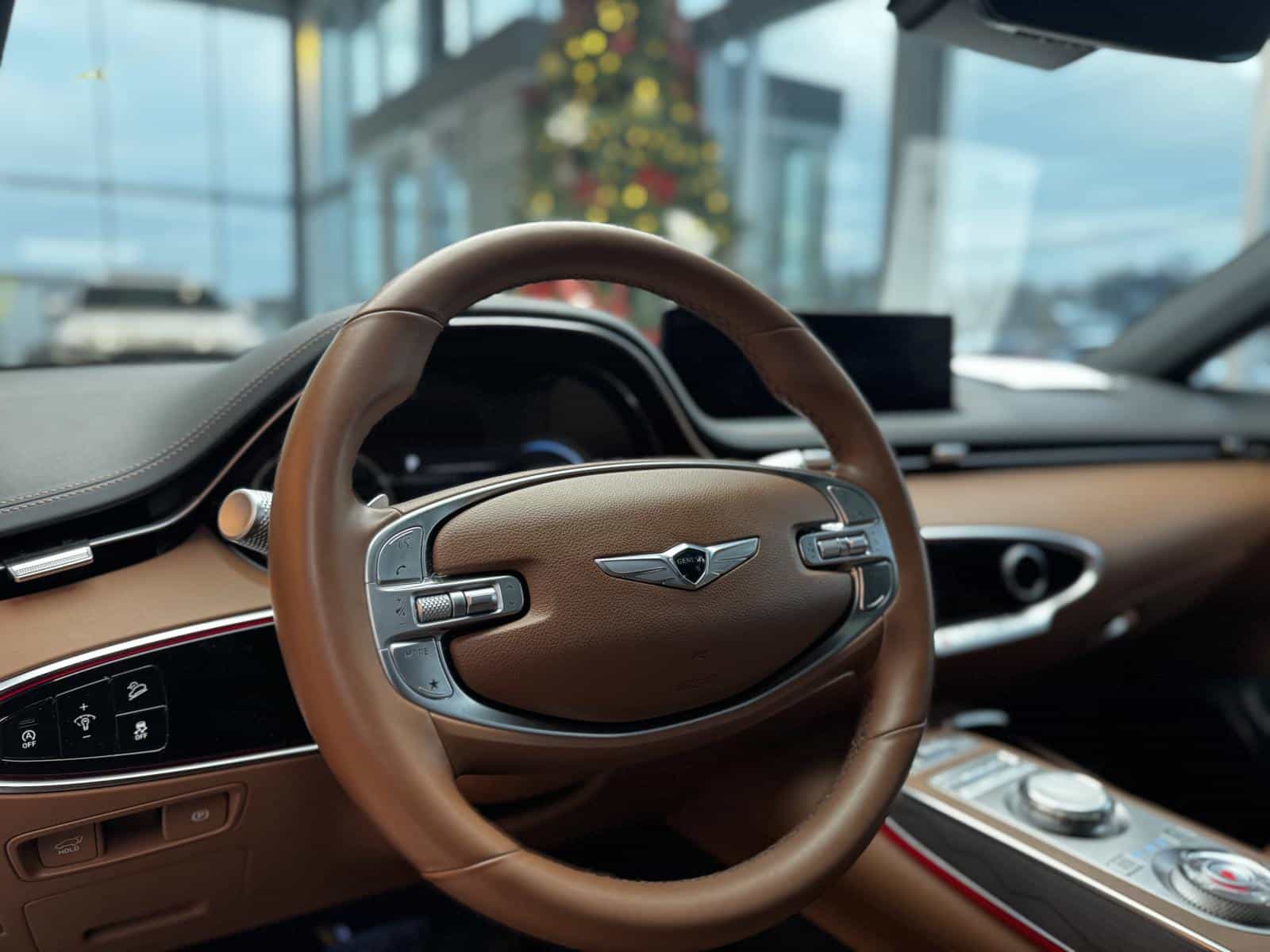 2025 Genesis GV70 Advanced 2.5T - Image 17