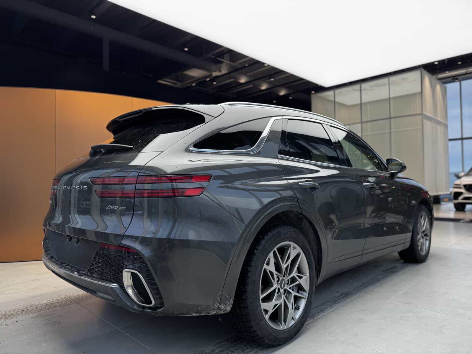 2025 Genesis GV70 Advanced 2.5T - Image 8