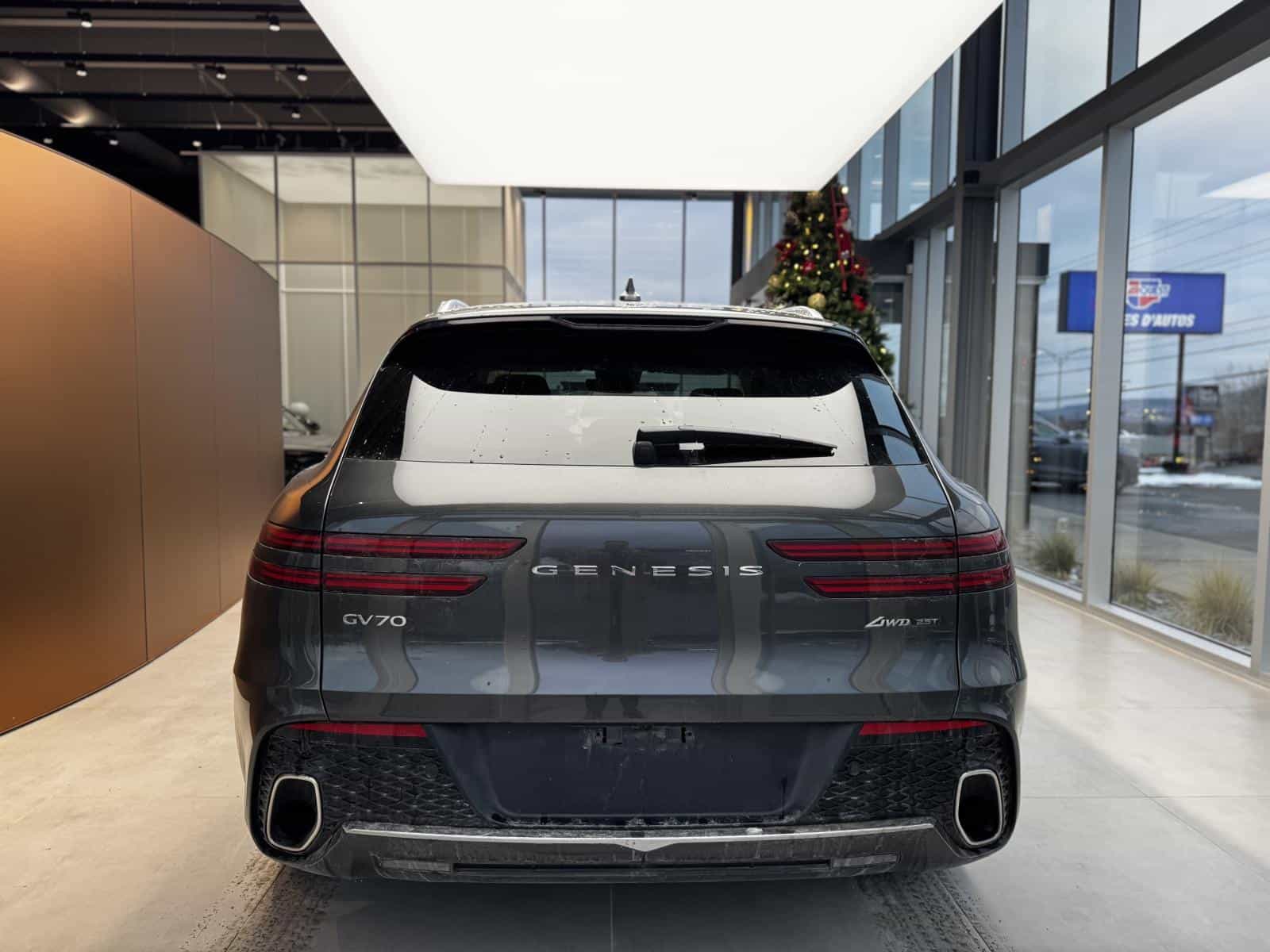 2025 Genesis GV70 Advanced 2.5T - Image 7