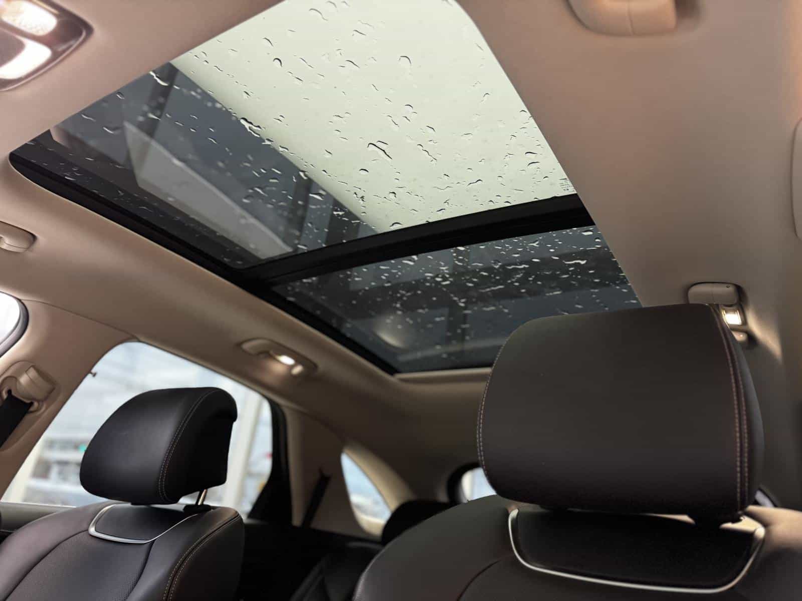 2025 Genesis GV70 Advanced 2.5T - Image 15