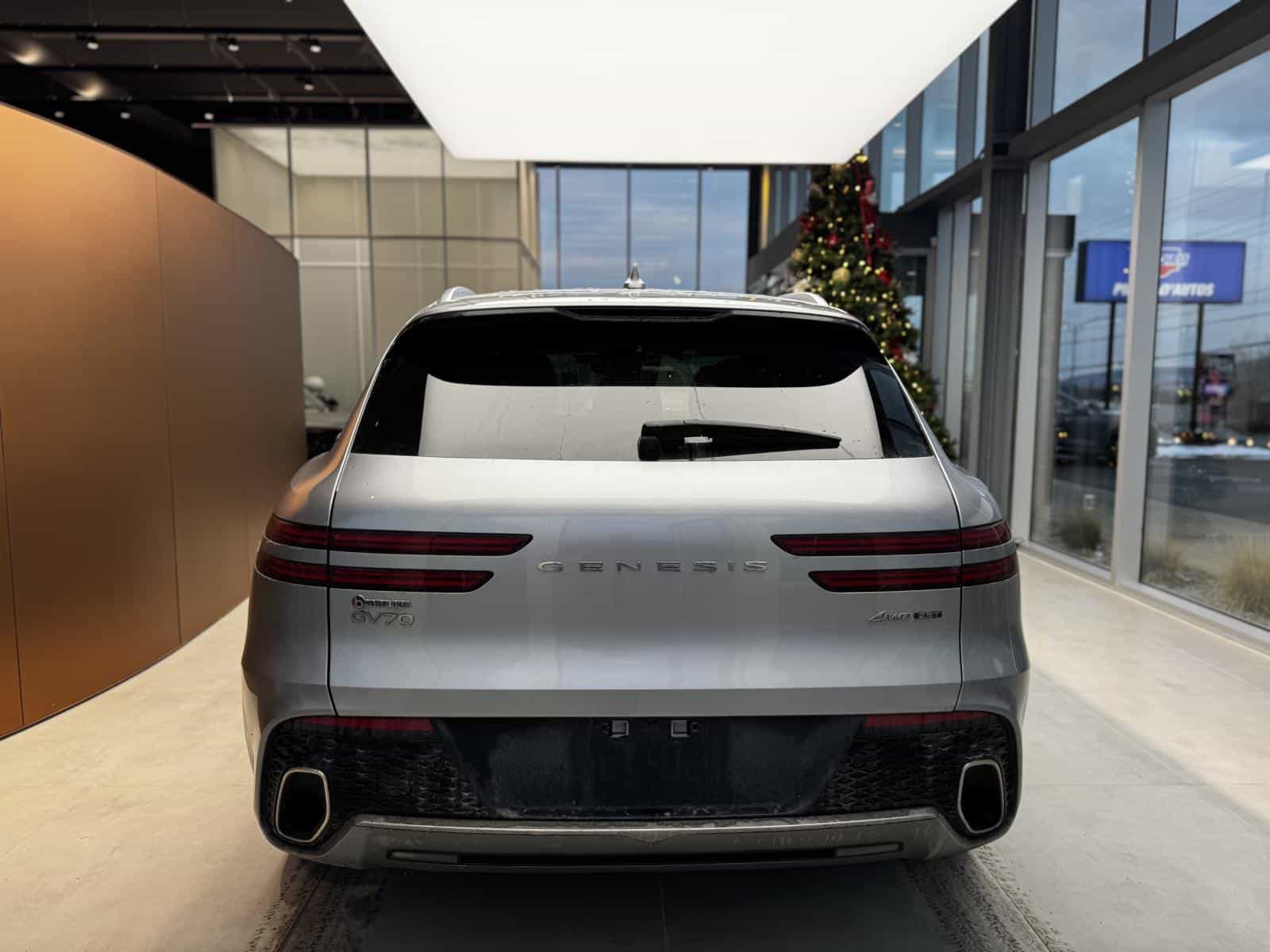 2024 Genesis GV70 Advanced Plus 2.5T - Image 7