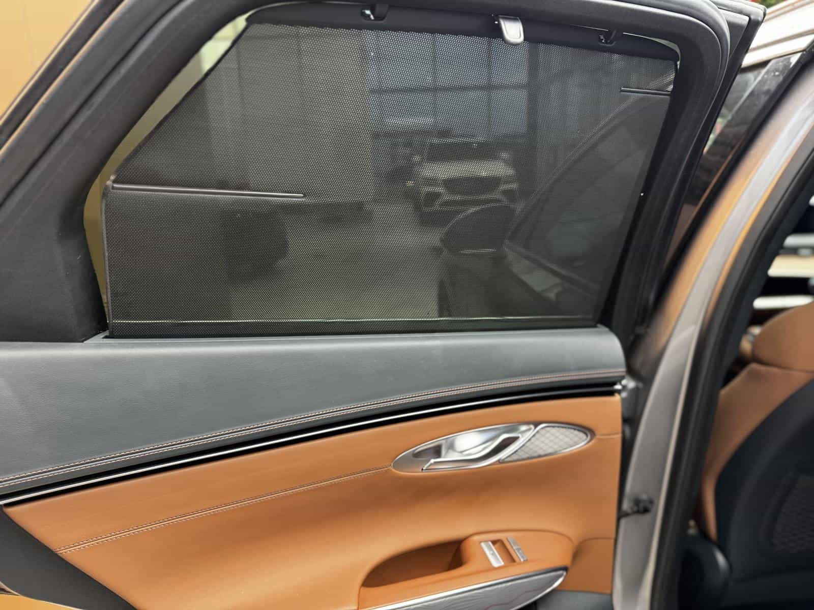 2024 Genesis GV70 Advanced Plus 2.5T - Image 10