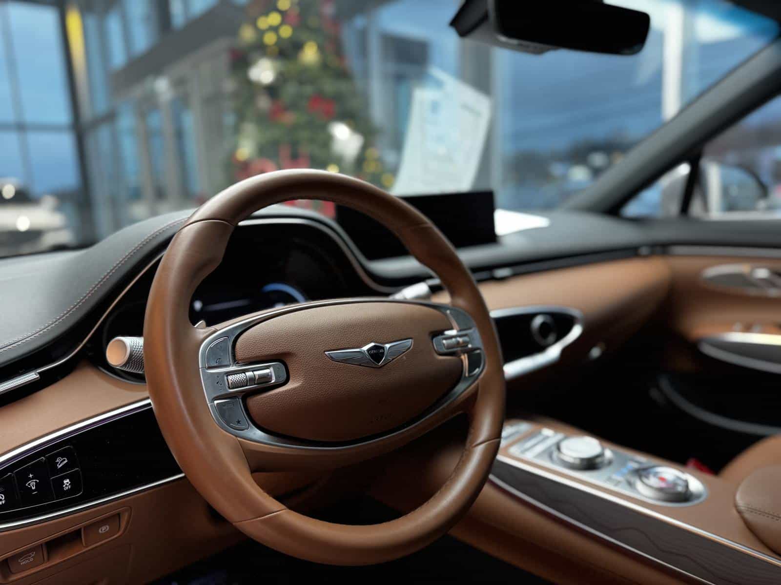 2024 Genesis GV70 Advanced Plus 2.5T - Image 17