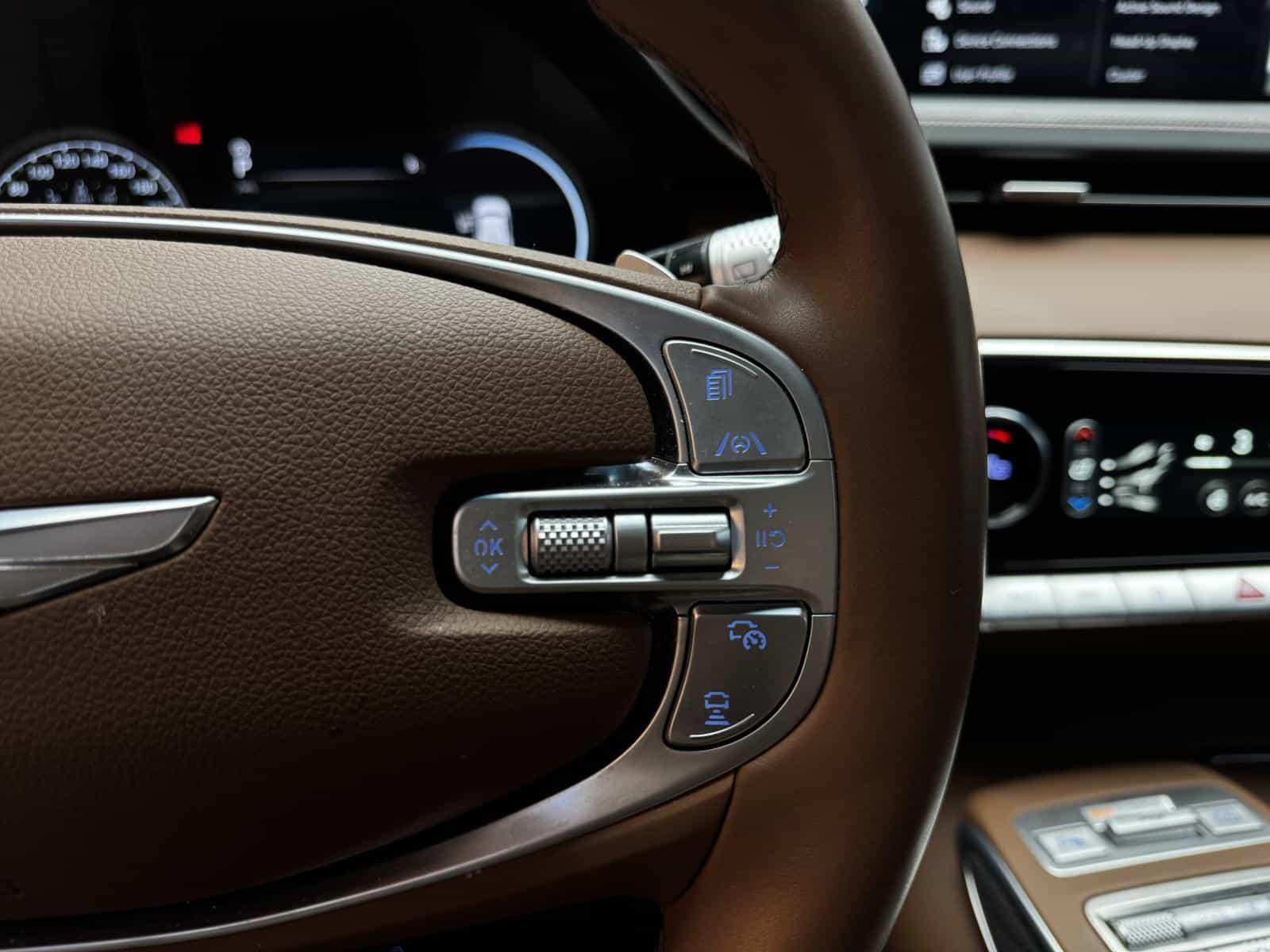 2024 Genesis GV70 Advanced Plus 2.5T - Image 20