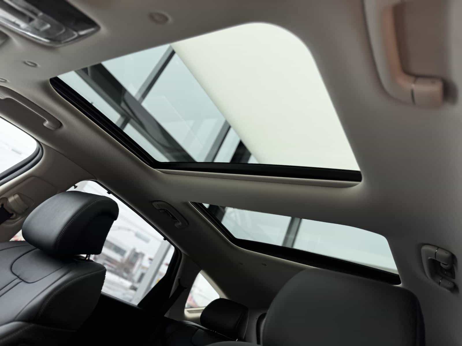 2025 Genesis GV80 2.5T ADVANCED TECHNOLOGY PACKAGE AWD - Image 15