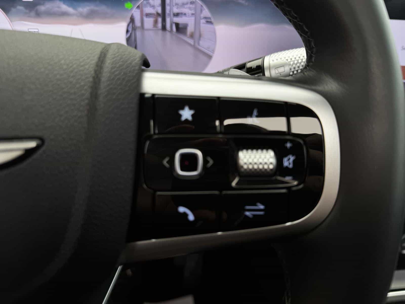 2025 Genesis GV80 2.5T ADVANCED TECHNOLOGY PACKAGE AWD - Image 20