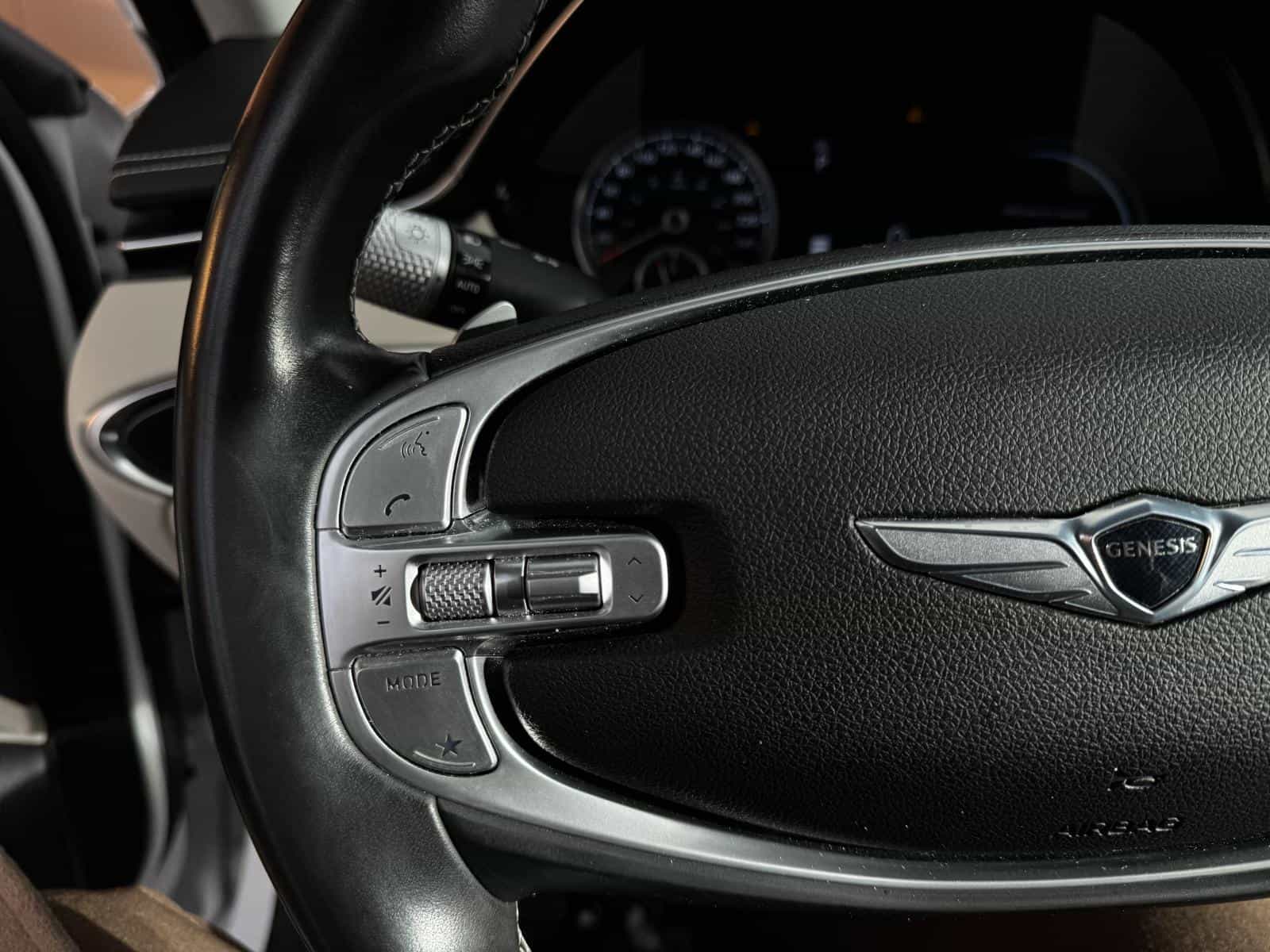 2024 Genesis GV70 Advanced 2.5T - Image 17