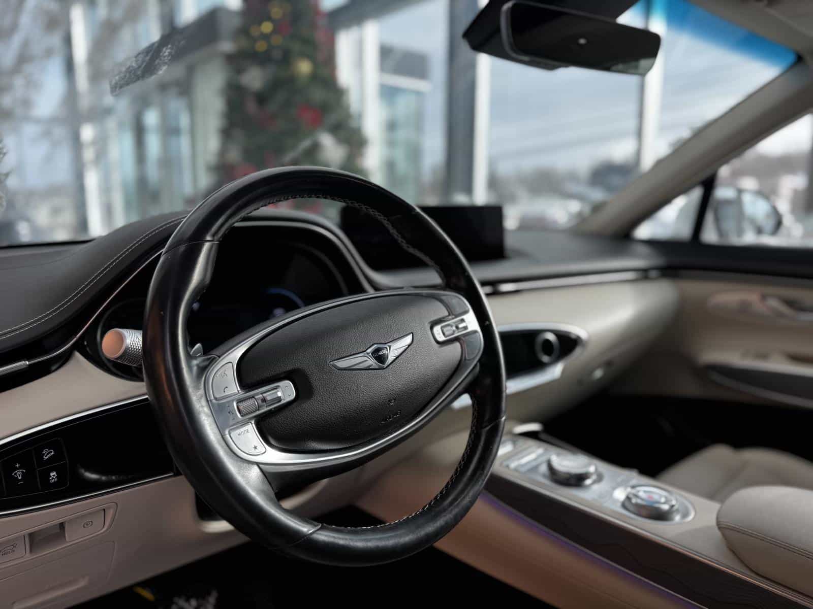 2024 Genesis GV70 Advanced 2.5T - Image 16