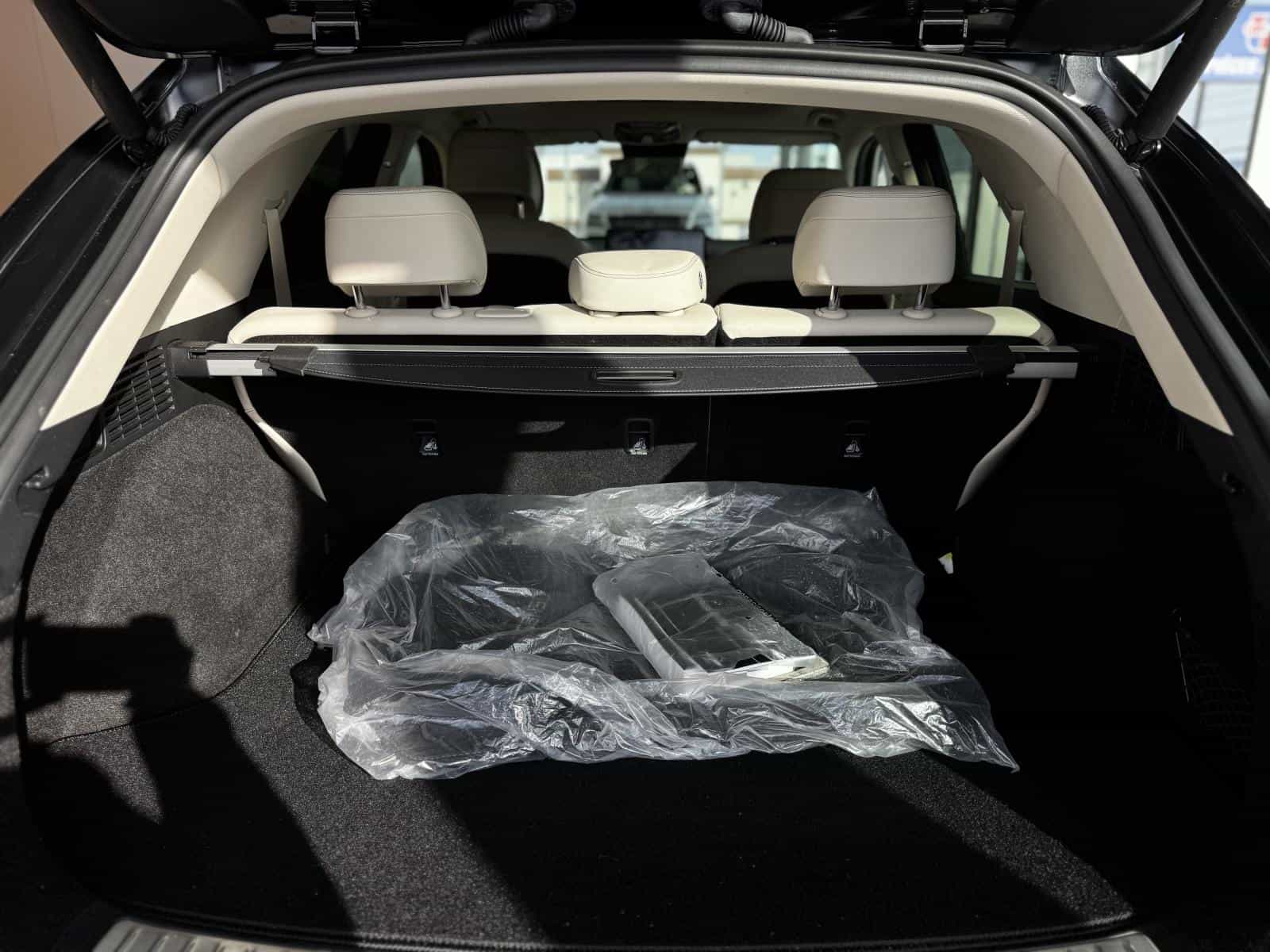 2024 Genesis GV70 Advanced 2.5T - Image 10