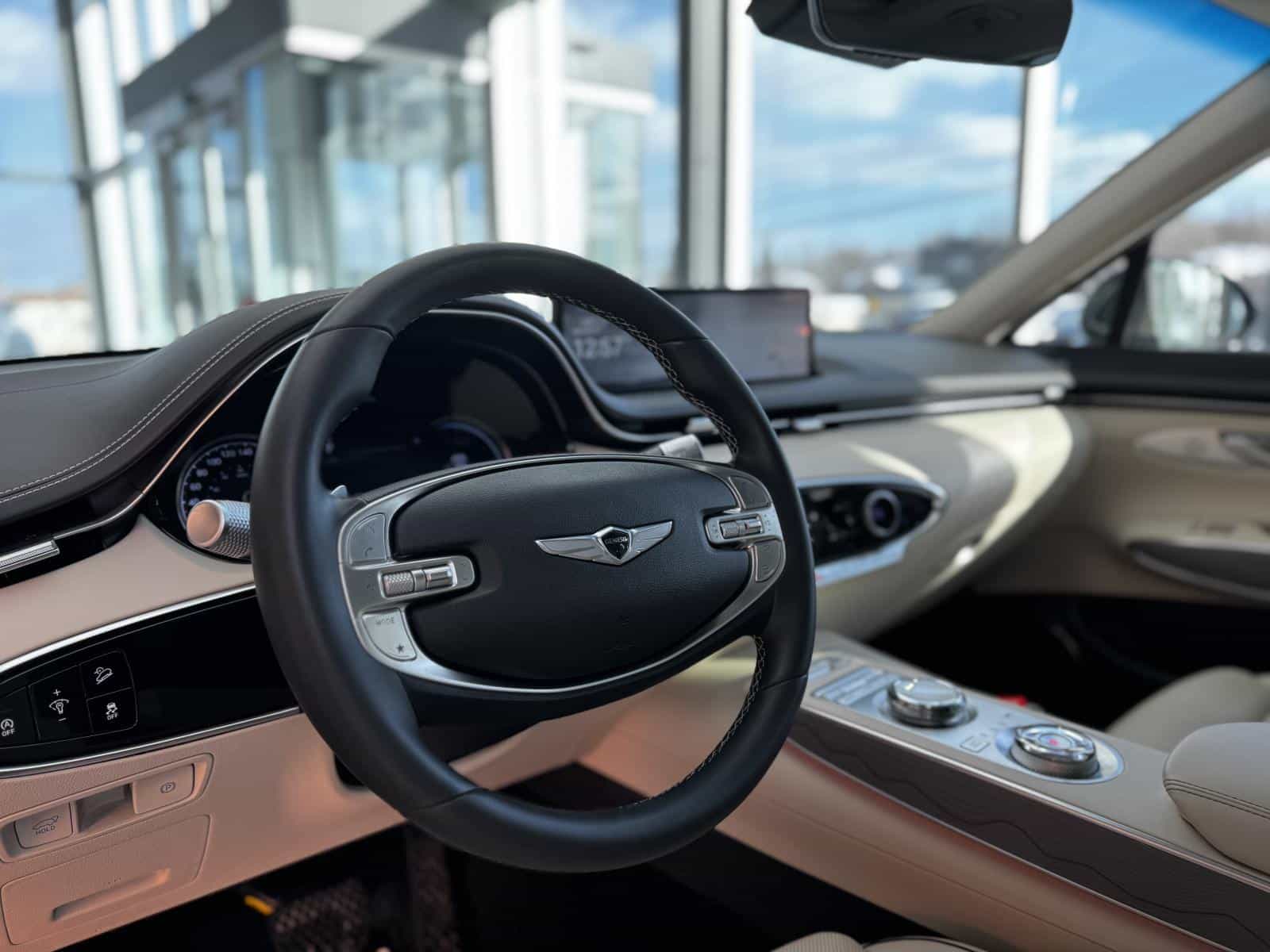 2024 Genesis GV70 Advanced 2.5T - Image 17