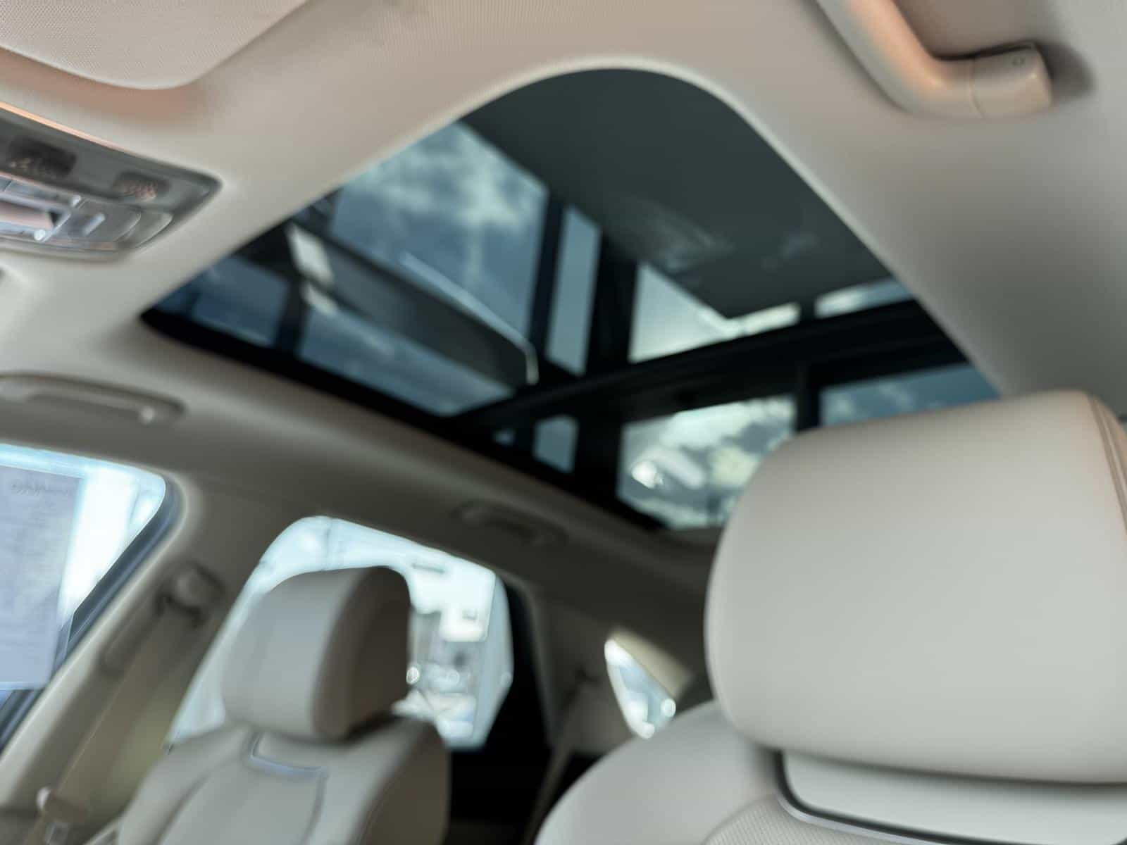 2024 Genesis GV70 Advanced 2.5T - Image 15