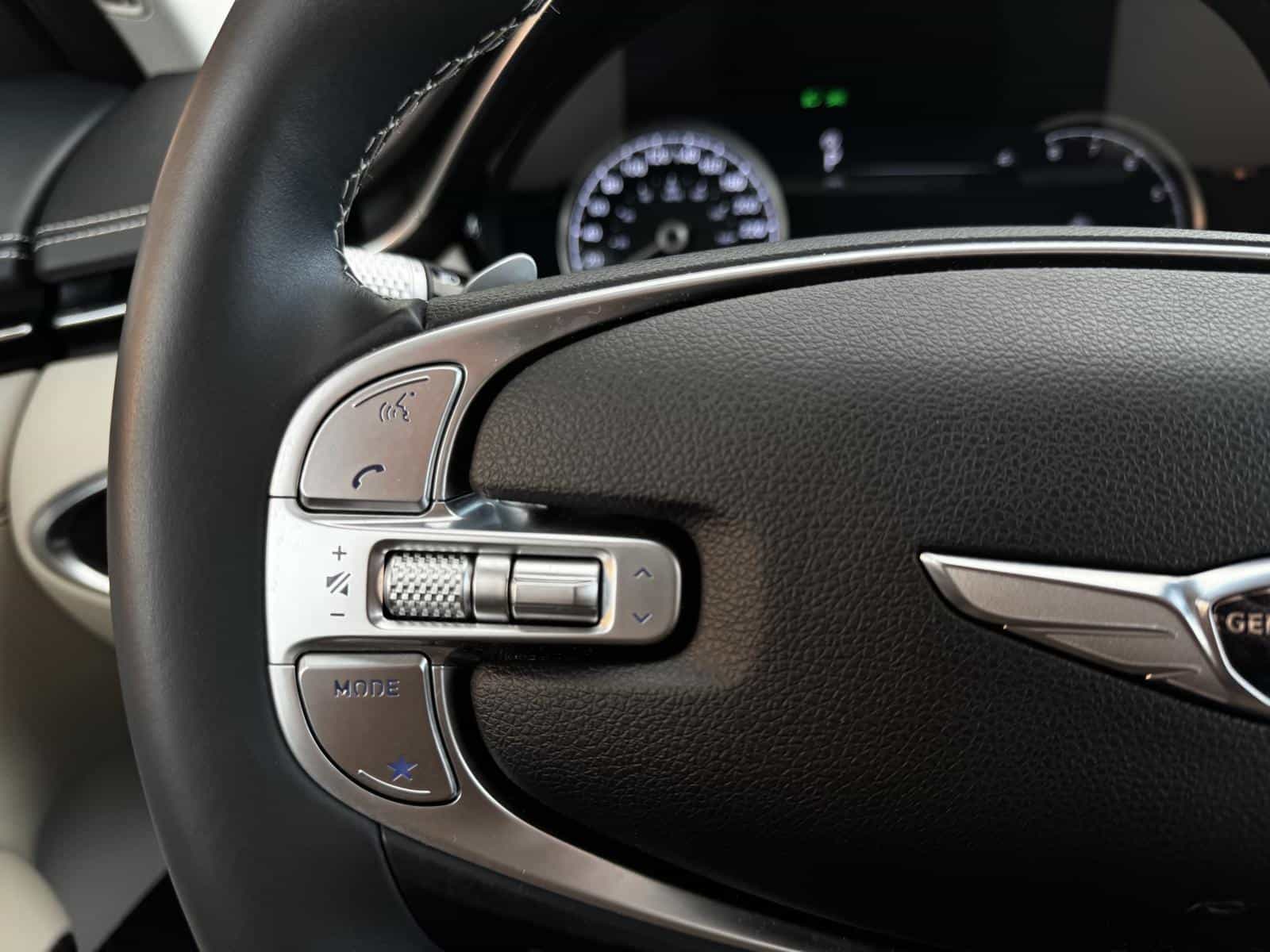 2024 Genesis GV70 Advanced 2.5T - Image 18