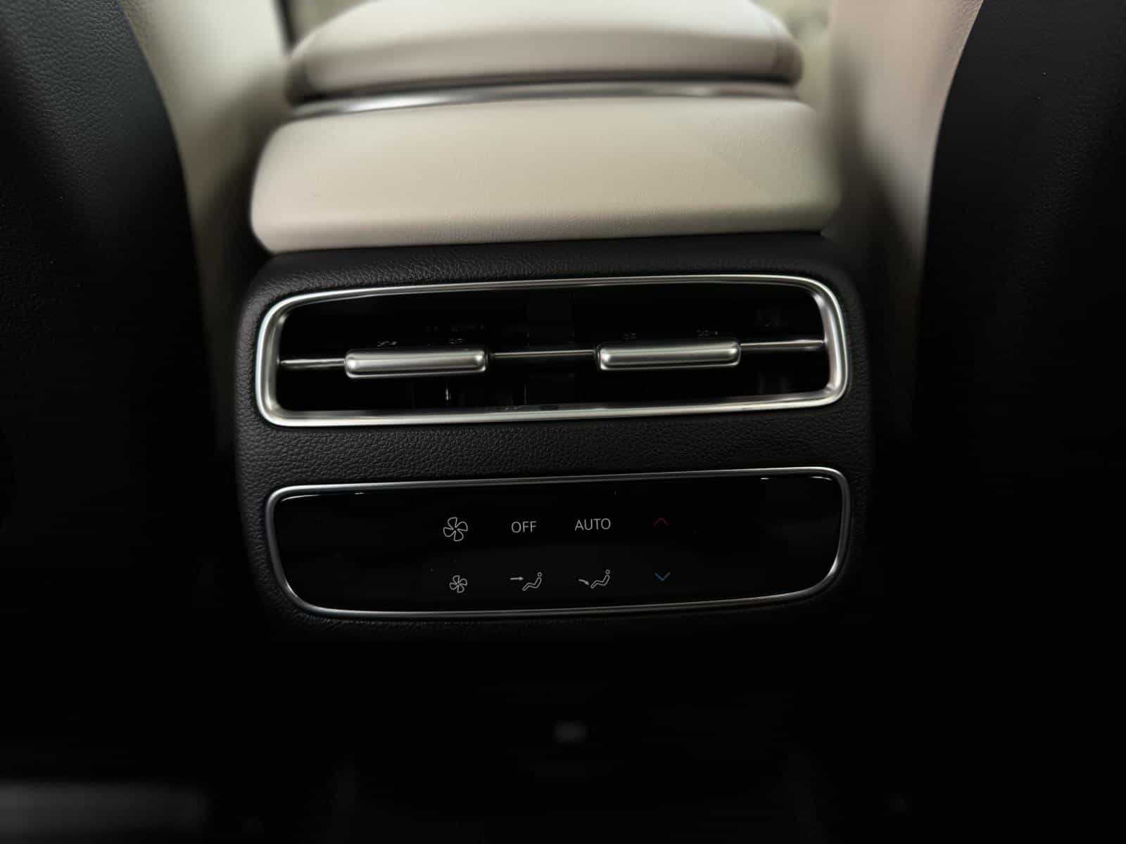 2026 Genesis GV70 Advanced Tech 2.5T - Image 11