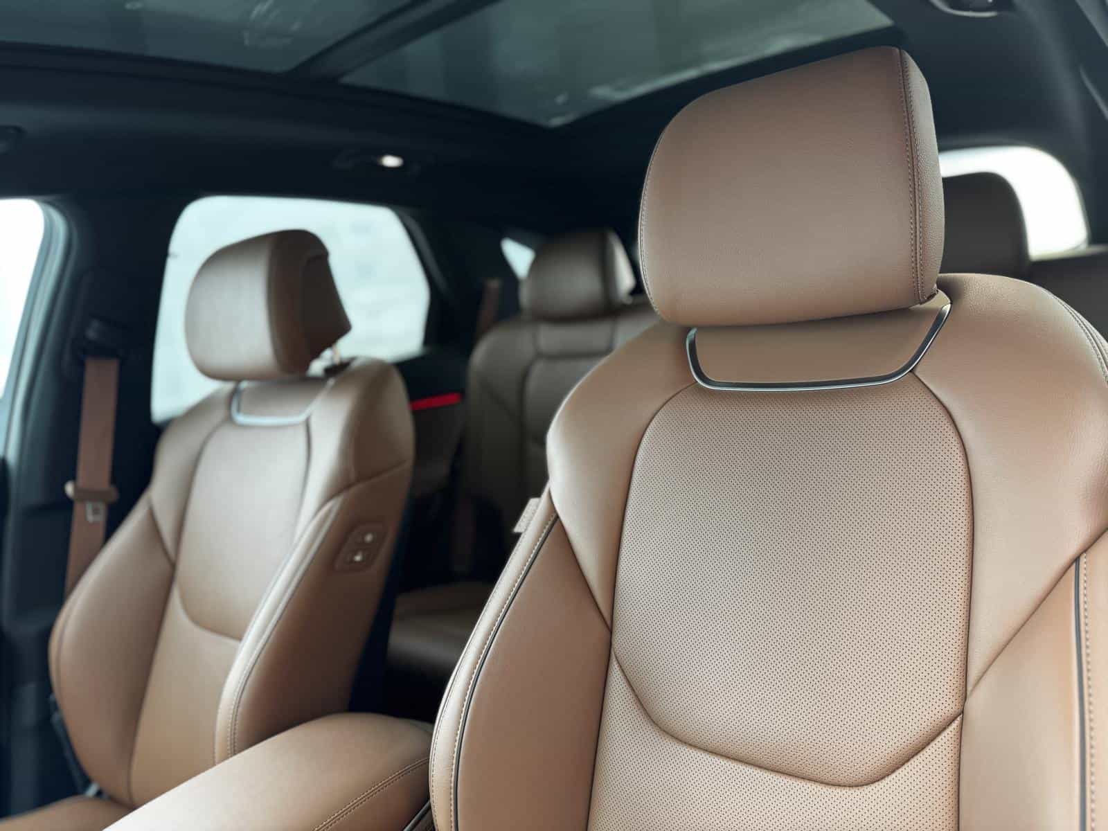 2026 Genesis GV70 Advanced Tech 2.5T - Image 15