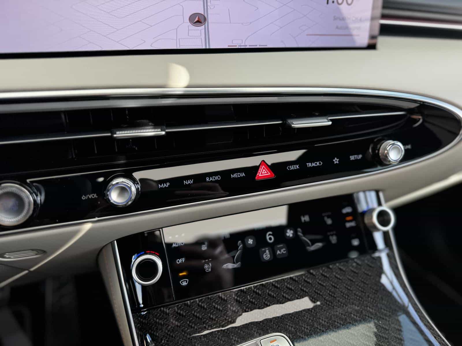 2026 Genesis GV70 Sport 3.5T - Image 23