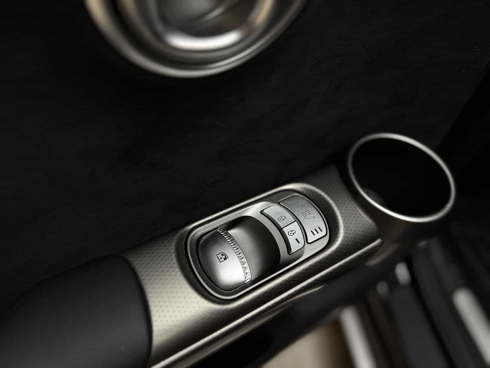 2023 Genesis GV60 Advanced - Image 9