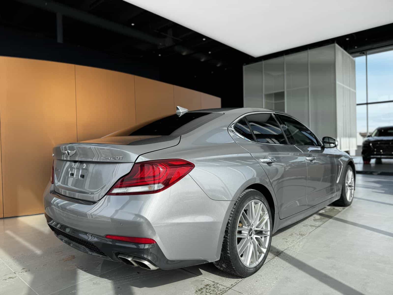 2021 Genesis G70 Elite 2.0T - Image 8