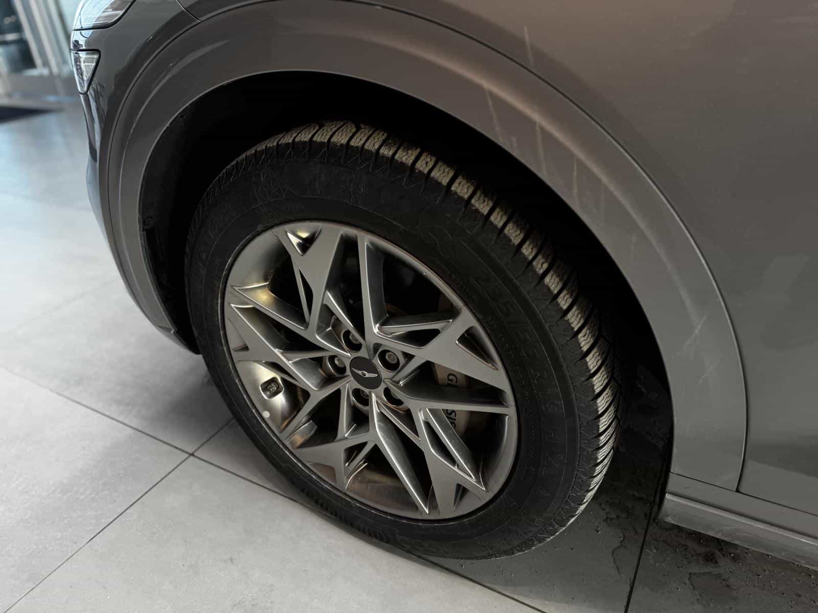 2025 Genesis GV70 Advanced 2.5T - Image 5