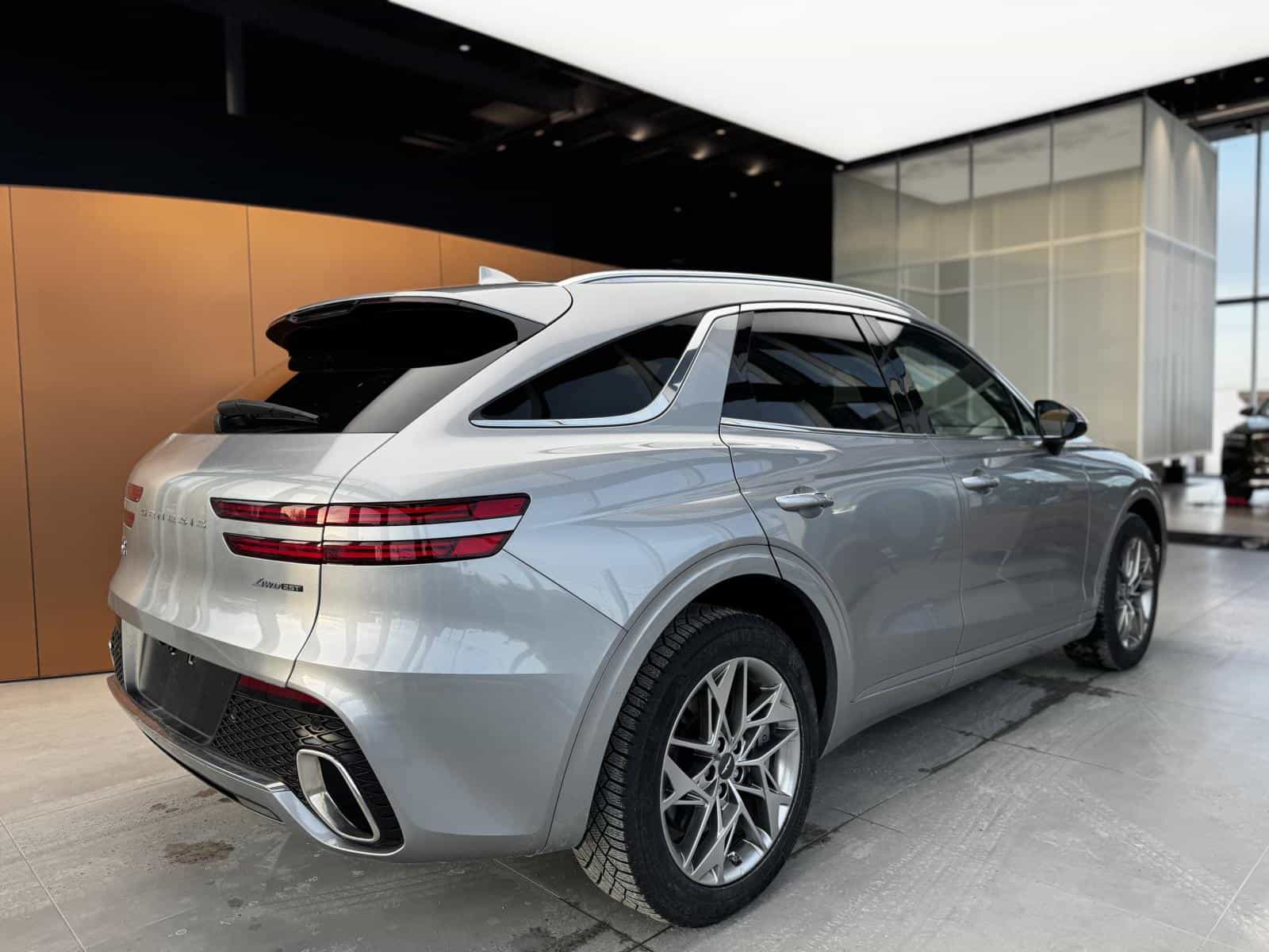 2025 Genesis GV70 Advanced 2.5T - Image 8