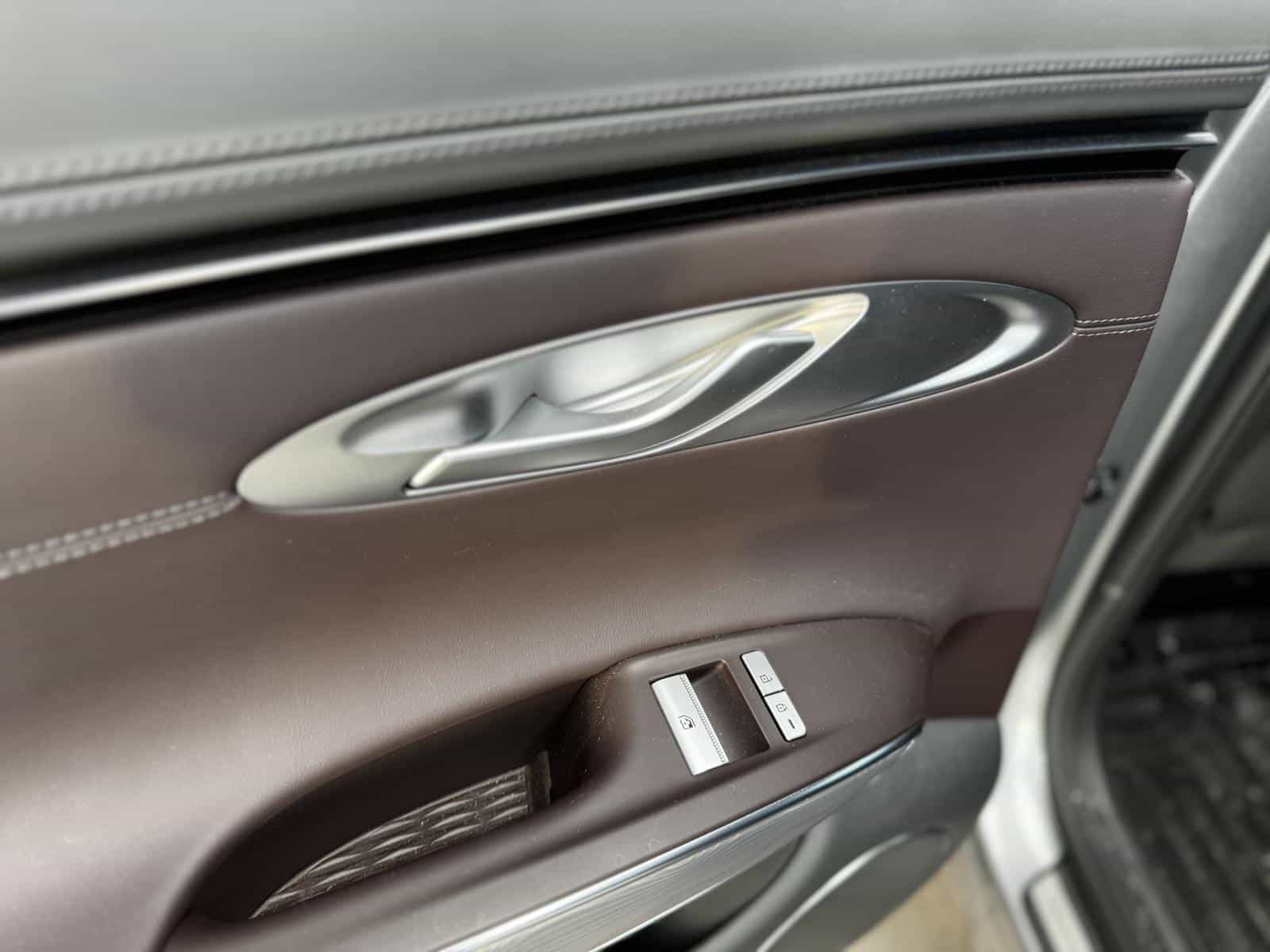 2025 Genesis GV70 Advanced 2.5T - Image 10