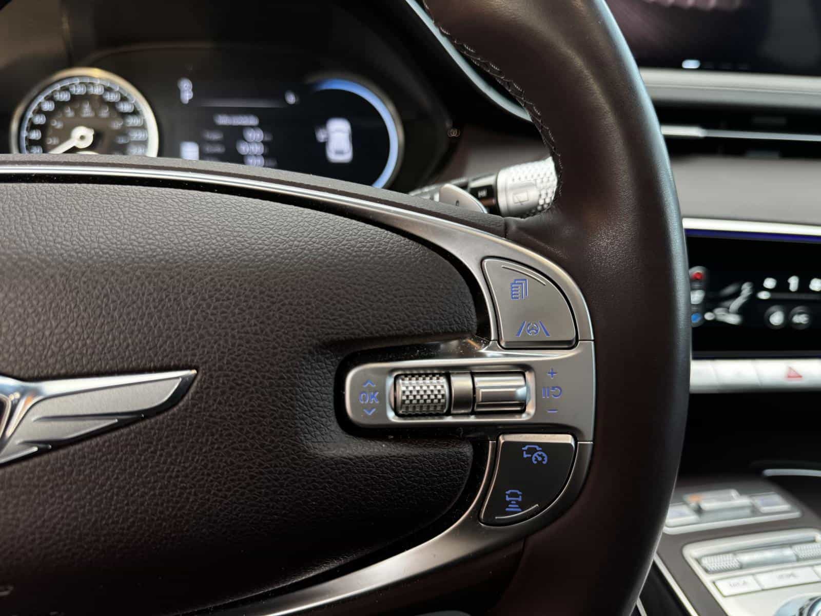 2025 Genesis GV70 Advanced 2.5T - Image 21