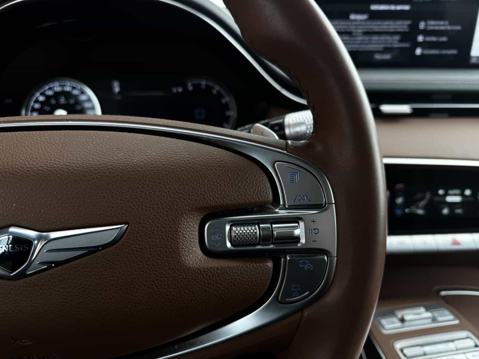 2025 Genesis GV70 Advanced Plus 2.5T - Image 20