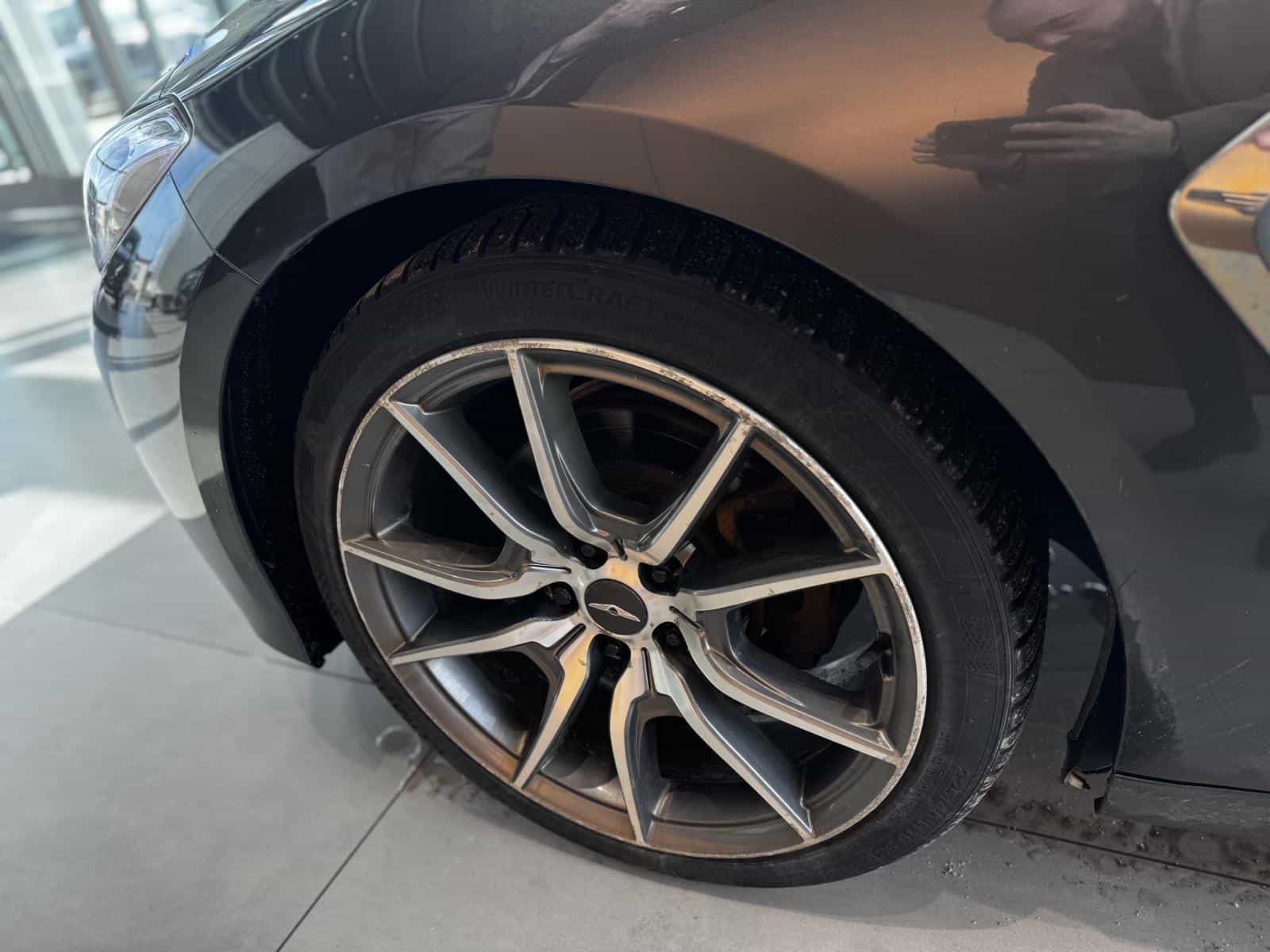 2019 Genesis G70 Prestige 2.0T - Image 5