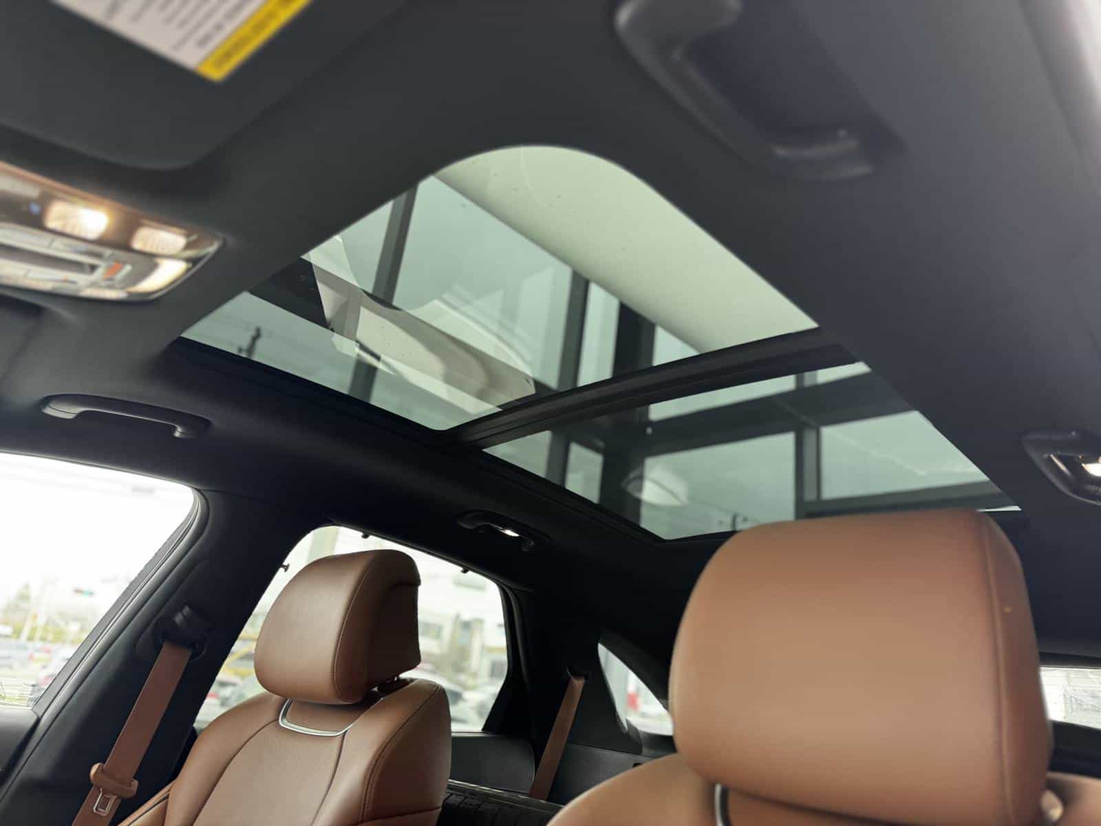 2022 Genesis GV70 Advanced Plus 2.5T - Image 13