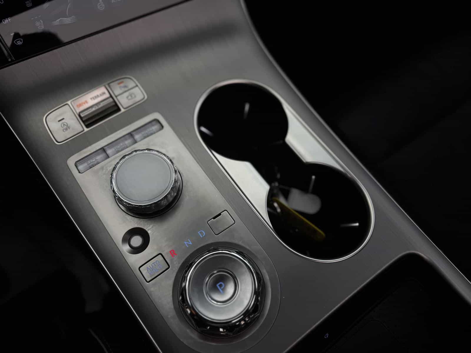 2026 Genesis GV70 Prestige 2.5T - Image 22