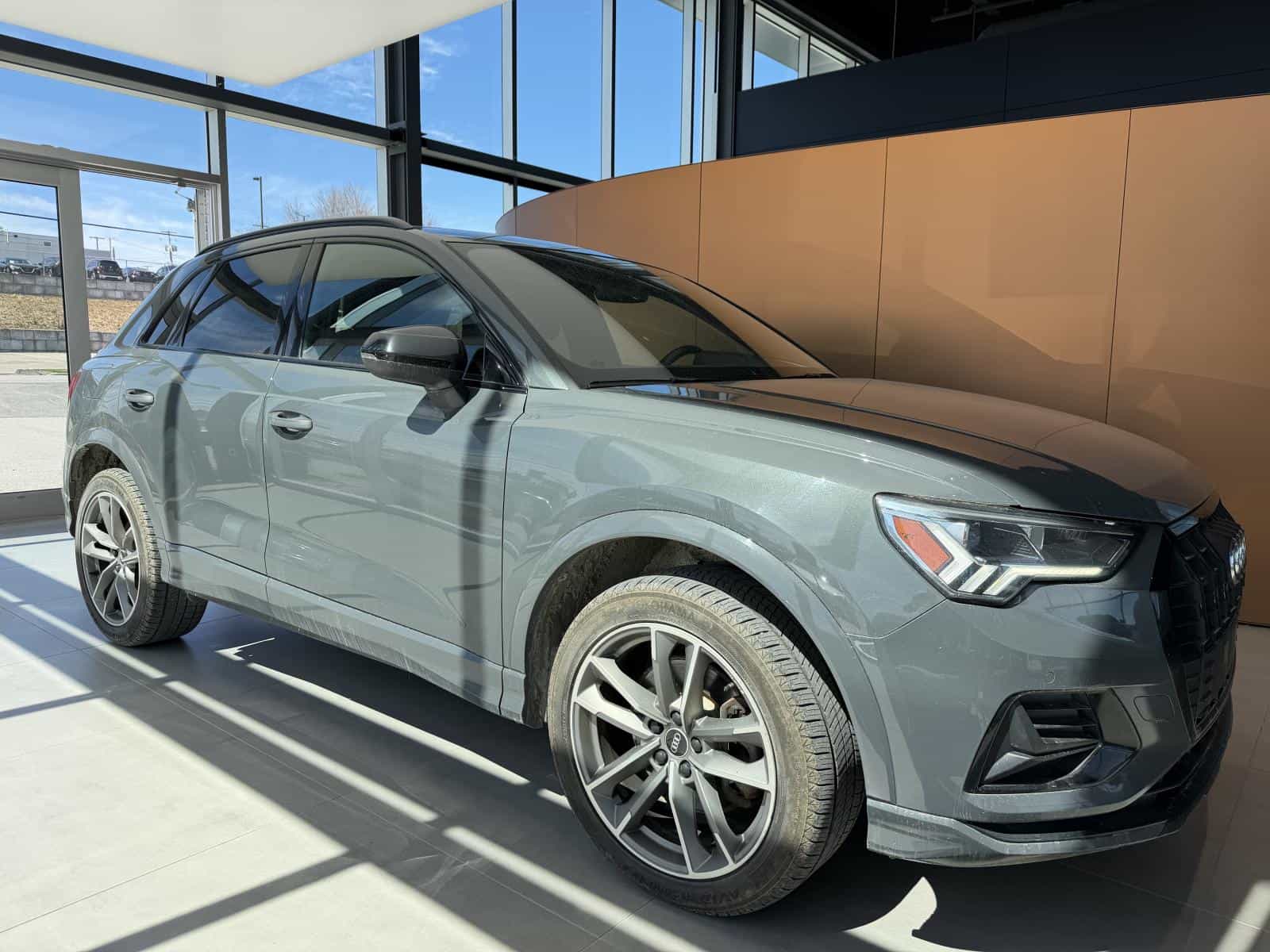 2022 Audi Q3 Komfort 45 - Image 1