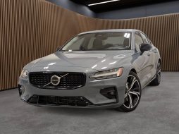 Volvo S60 2024
