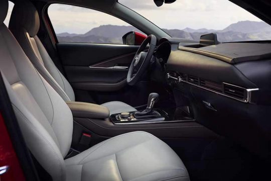 Mazda cx 30 2020 tableau de bord interieur blanc
